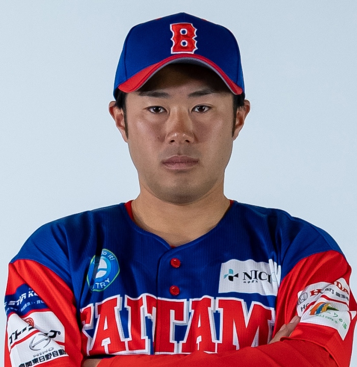 スーパーセール タイムセール 時間 実使用】 ヤクルトスワローズ 佐藤由規 直筆サイン入り ユニフォーム 応援グッズ